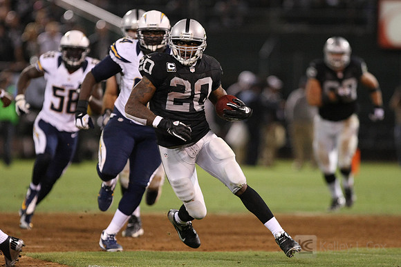 NFL: San Diego Chargers at Oakland Raiders