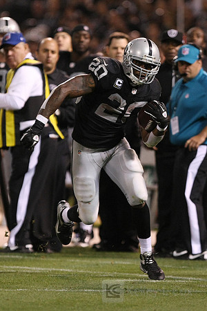 NFL: San Diego Chargers at Oakland Raiders