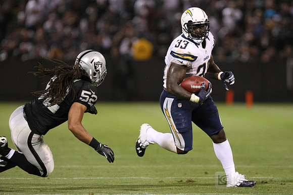 NFL: San Diego Chargers at Oakland Raiders