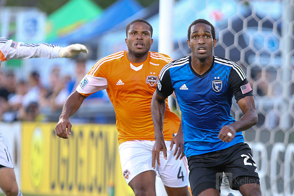 MLS: Houston Dynamo at San Jose Earthquakes