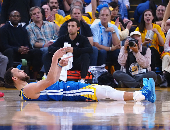NBA: Playoffs-Los Angeles Clippers at Golden State Warriors