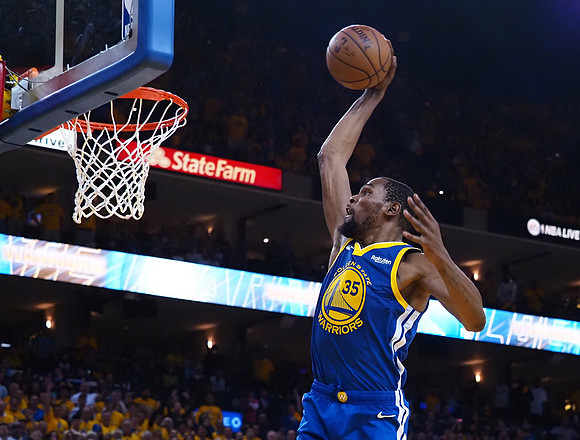 NBA: Playoffs-Los Angeles Clippers at Golden State Warriors