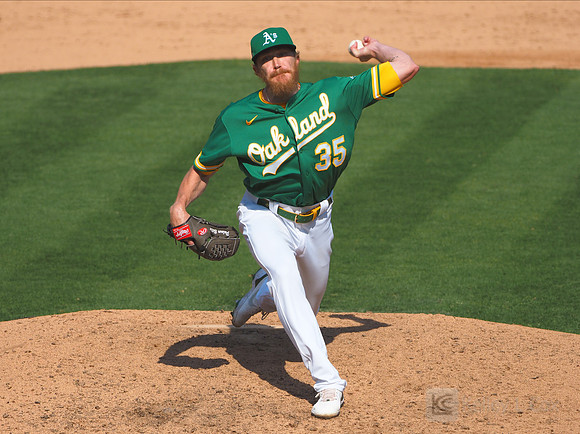 MLB: Wild Card-Chicago White Sox at Oakland Athletics