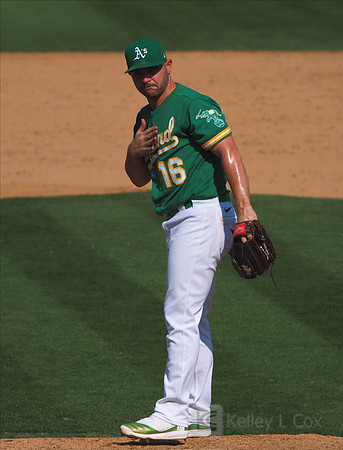 MLB: Wild Card-Chicago White Sox at Oakland Athletics