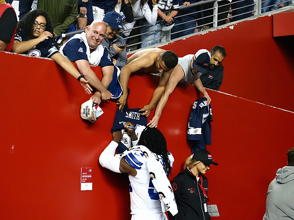 NFL: Preseason-Dallas Cowboys at San Francisco 49ers