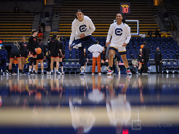 McKayla Williams (24), Leilani McIntosh (1)