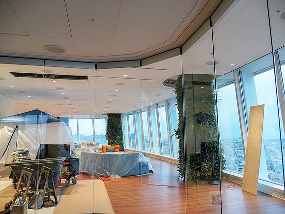 Anning-Johnson Company: Salesforce Tower