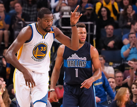 NBA: Dallas Mavericks at Golden State Warriors