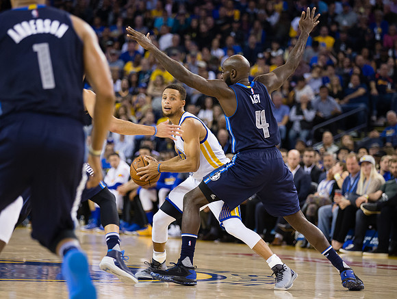 NBA: Dallas Mavericks at Golden State Warriors