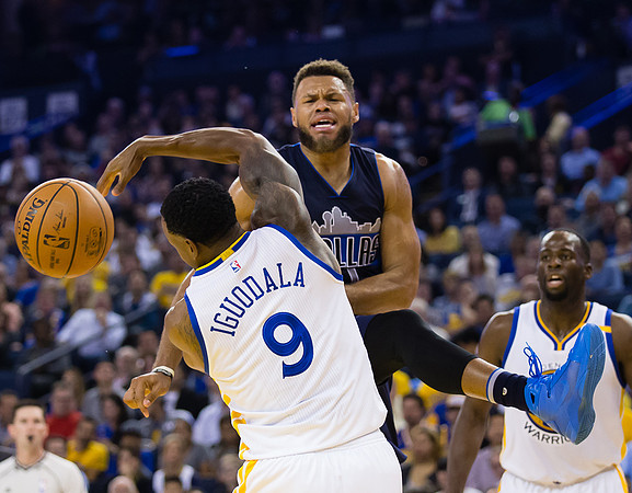 NBA: Dallas Mavericks at Golden State Warriors