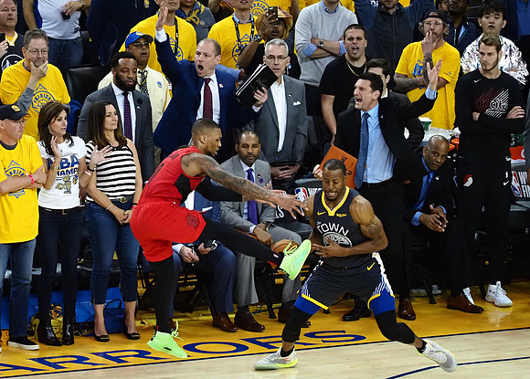 NBA: Playoffs-Portland Trail Blazers at Golden State Warriors
