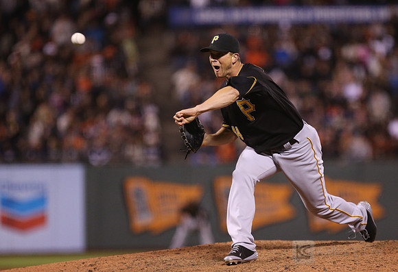MLB: Pittsburgh Pirates at San Francisco Giants