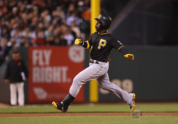 MLB: Pittsburgh Pirates at San Francisco Giants