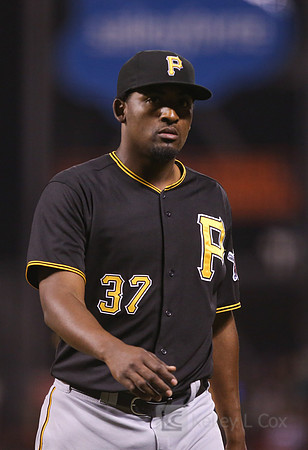MLB: Pittsburgh Pirates at San Francisco Giants