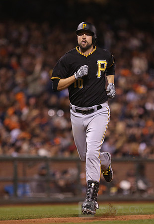MLB: Pittsburgh Pirates at San Francisco Giants