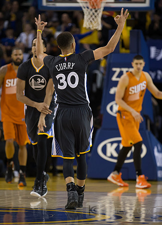 NBA: Phoenix Suns at Golden State Warriors