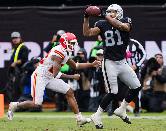 NFL: Kansas City Chiefs at Oakland Raiders