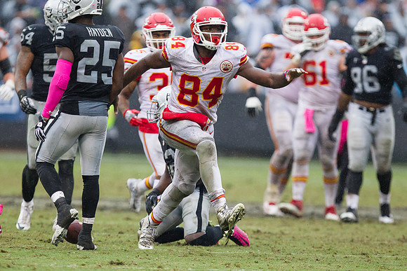 NFL: Kansas City Chiefs at Oakland Raiders