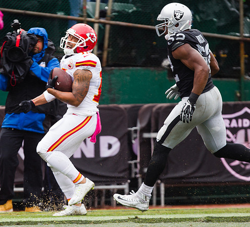 NFL: Kansas City Chiefs at Oakland Raiders