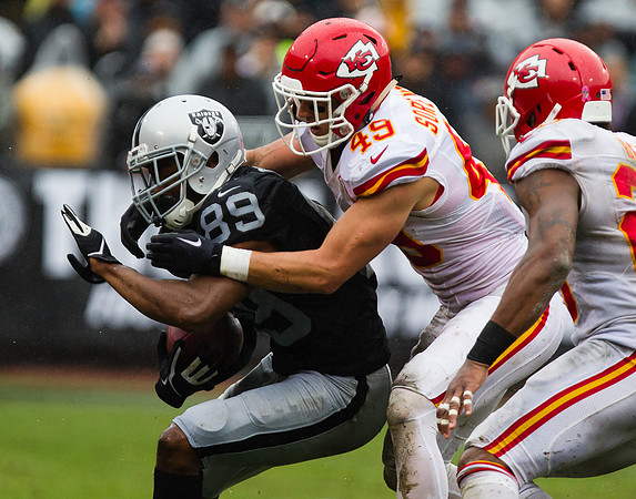 NFL: Kansas City Chiefs at Oakland Raiders