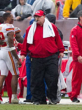 NFL: Kansas City Chiefs at Oakland Raiders