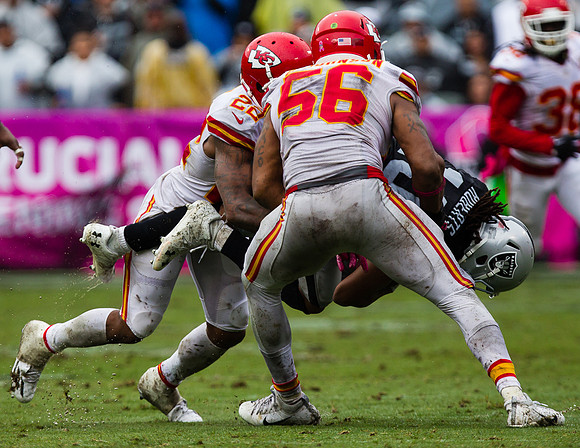 NFL: Kansas City Chiefs at Oakland Raiders