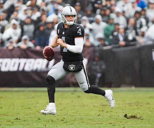 NFL: Kansas City Chiefs at Oakland Raiders