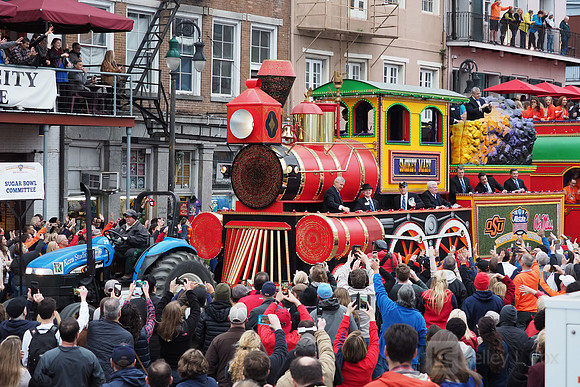 NCAA Football: Allstate Sugar Bowl Parade