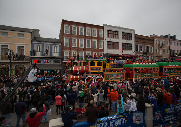 NCAA Football: Allstate Sugar Bowl Parade