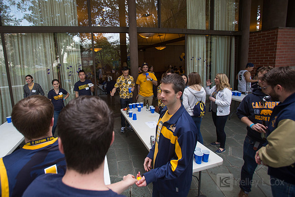 Young Alumni Hoops Party