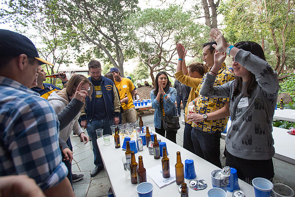 Young Alumni Hoops Party
