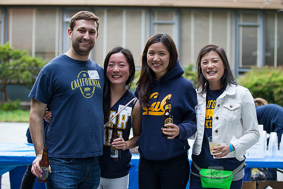 Young Alumni Hoops Party