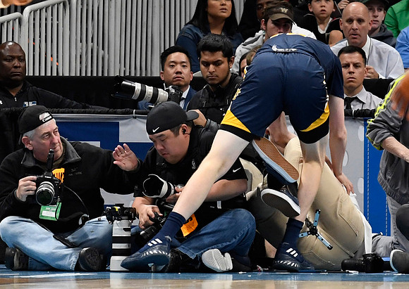 NCAA Basketball: NCAA Tournament-Second Round-UC Irvine vs Oregon