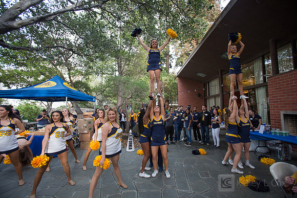 Young Alumni Hoops Party