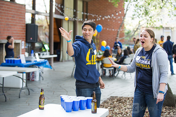 Young Alumni Hoops Party