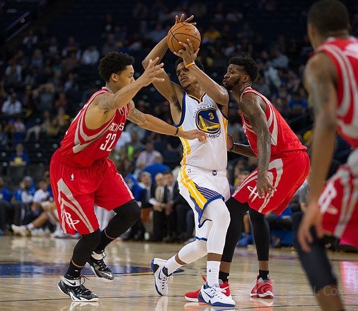 NBA: Preseason-Houston Rockets at Golden State Warriors