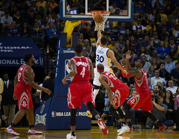 NBA: Preseason-Houston Rockets at Golden State Warriors