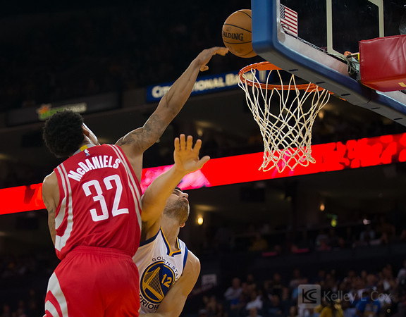NBA: Preseason-Houston Rockets at Golden State Warriors