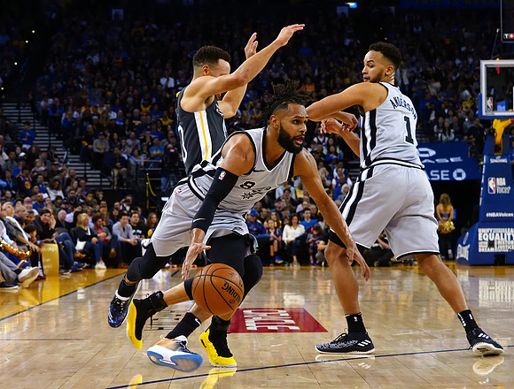 NBA: San Antonio Spurs at Golden State Warriors