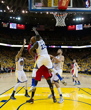 NBA: Playoffs-Houston Rockets at Golden State Warriors