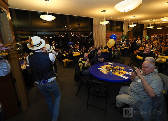 California Alumni Association: Hoops Party