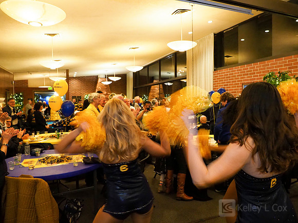California Alumni Association: Hoops Party