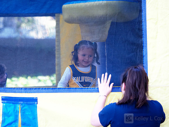 California Alumni Association: Family Friendly Hoops Party