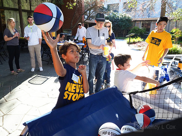 California Alumni Association: Family Friendly Hoops Party