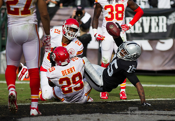 NFL: Kansas City Chiefs at Oakland Raiders