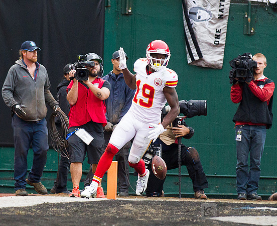 NFL: Kansas City Chiefs at Oakland Raiders
