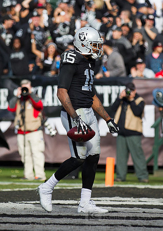 NFL: Kansas City Chiefs at Oakland Raiders