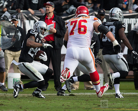 NFL: Kansas City Chiefs at Oakland Raiders