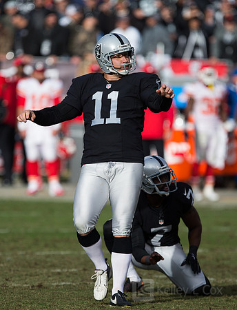 NFL: Kansas City Chiefs at Oakland Raiders