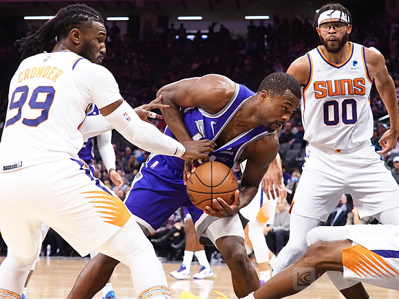 NBA: Phoenix Suns at Sacramento Kings